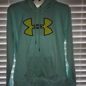 UnderArmour hoodie Women’s size M